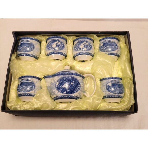 Elegant Blue & White Porcelain Tea Set 1 Teapot & 6 Cups Chinese Design Gift Box - Picture 13 of 13
